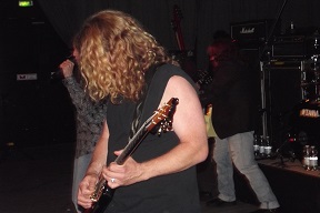 shout13