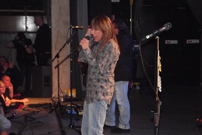 shout14
