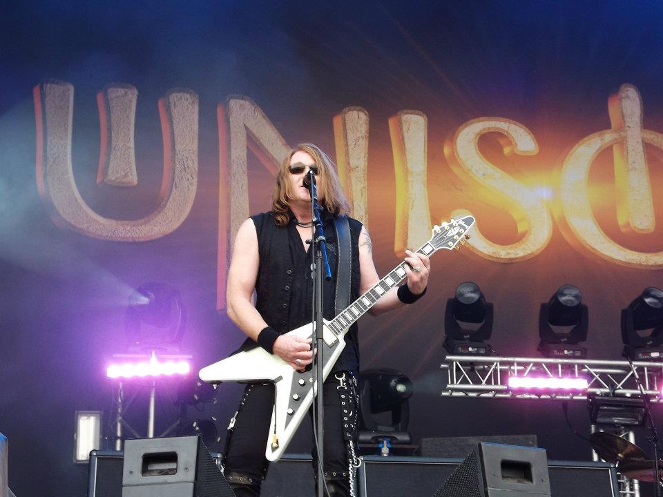 unisonic
